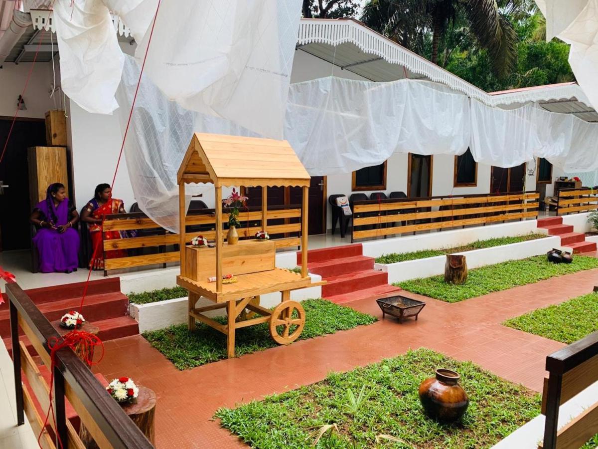 Seasons In The Sun Hotel Salcete ภายนอก รูปภาพ